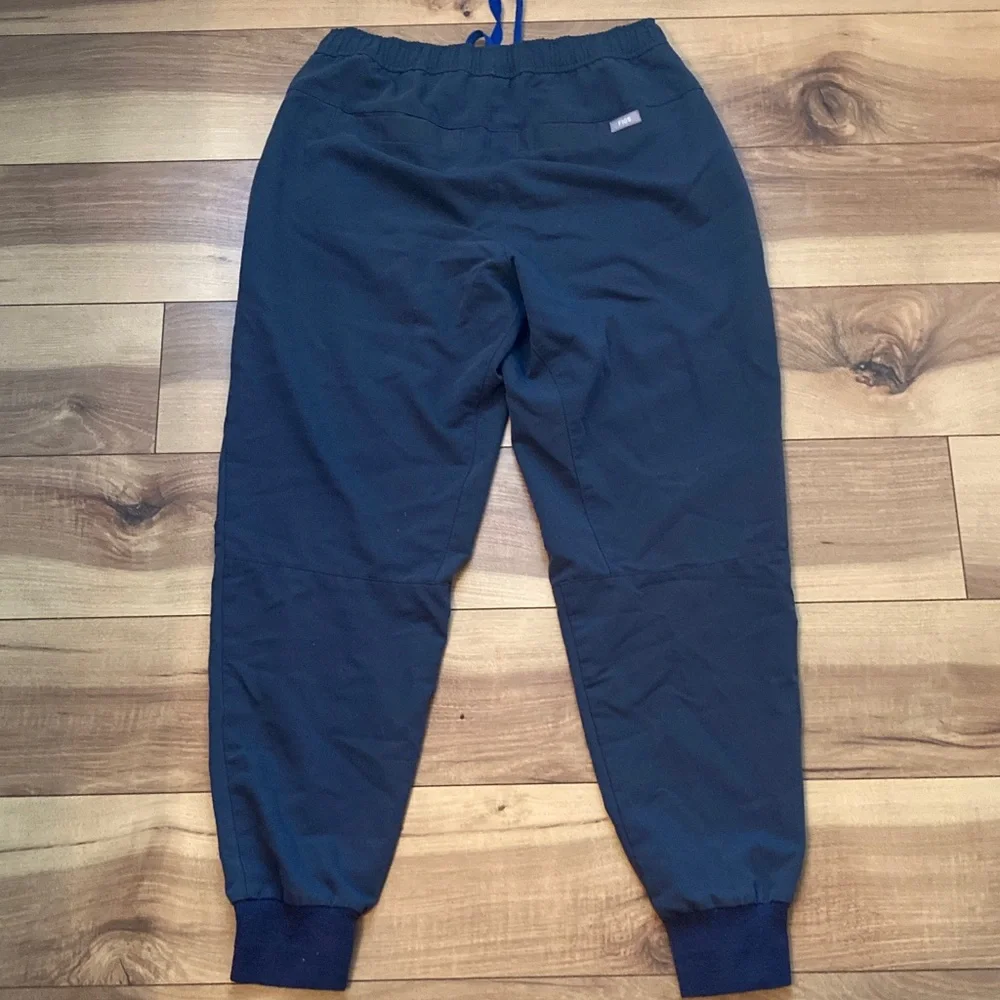 Figs Tansen Gray Jogger Scrub Panta